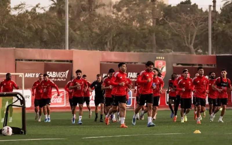 ناقد رياضي: لجنة الحكام تعتزم سحب الموبايلات من وفد الأهلي أثناء الاستماع لغرفة الفار